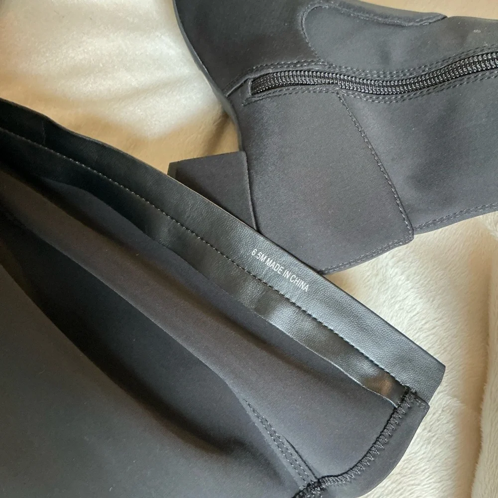 NEW Alex Marie Zip Up Knee High Fabric Black Boots NWT women’s size 6.5